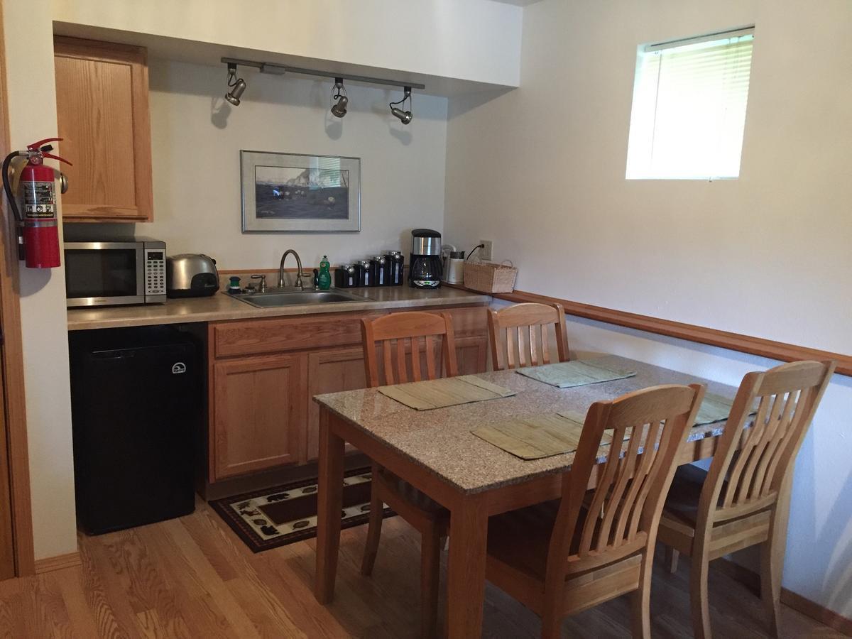 סוארד Bears Den Alaska Lodging מראה חיצוני תמונה