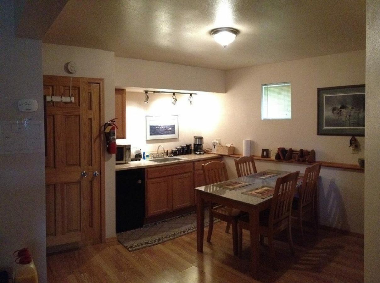 סוארד Bears Den Alaska Lodging מראה חיצוני תמונה
