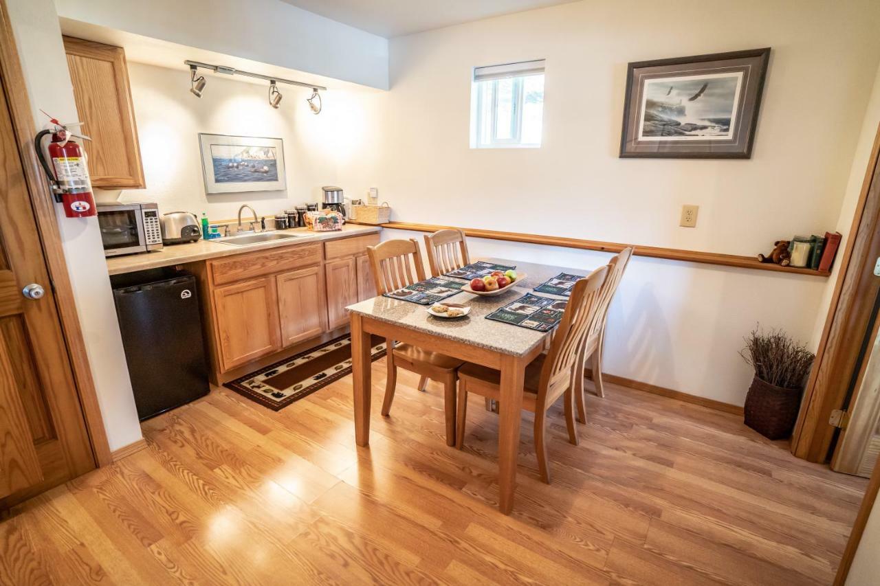 סוארד Bears Den Alaska Lodging מראה חיצוני תמונה